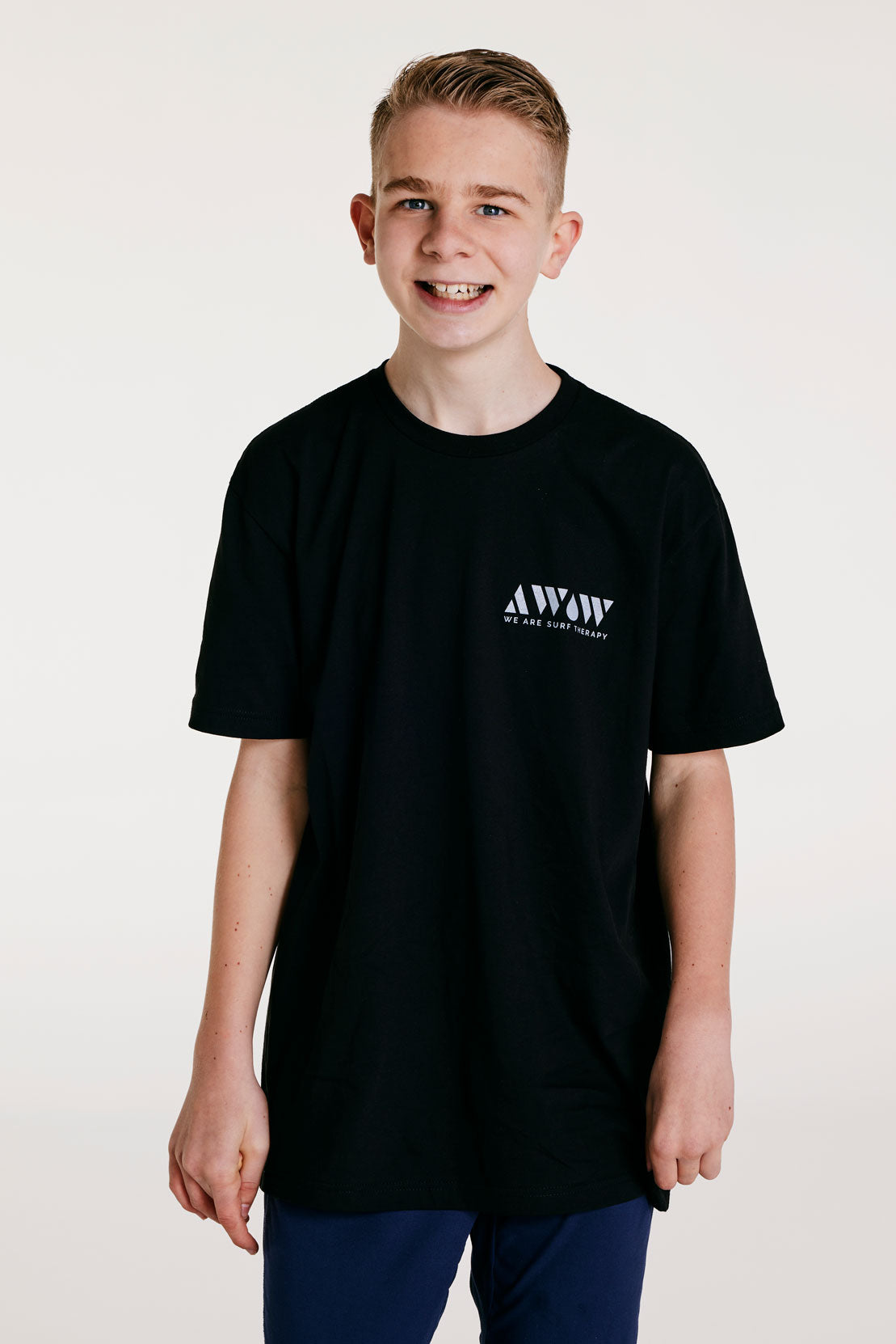 YOUTH STAMP TEE